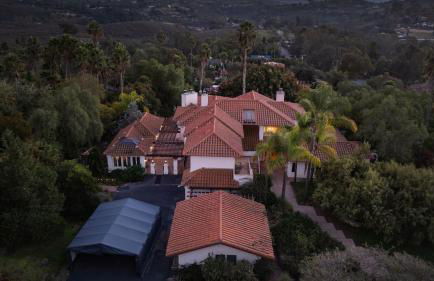 Private Estate w Pool Hot Tub Fire Pit Near Encinitas The Ranch by AvantStay - Foto 78