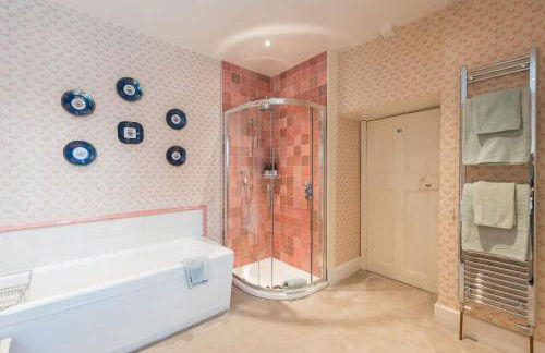 Ebrington Manor by Birch Stays - Photo 39