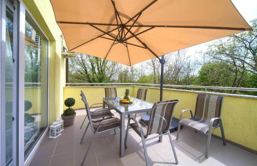 Villa Pleše - Foto 2