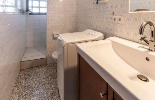 Grifeu 5 Apartamento luminoso con terraza y vistas - Foto 15