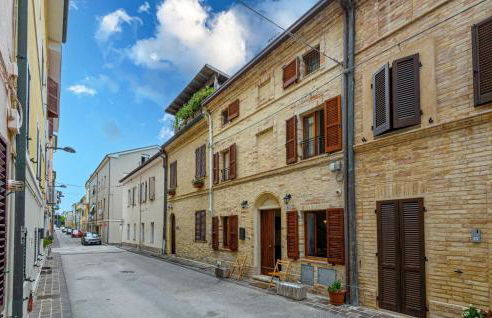 Beautiful Home In Porto Potenza Picena - Foto 1