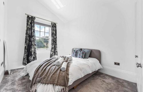 Stunning 3 Bed Victorian House - Idyllic Location - Foto 30