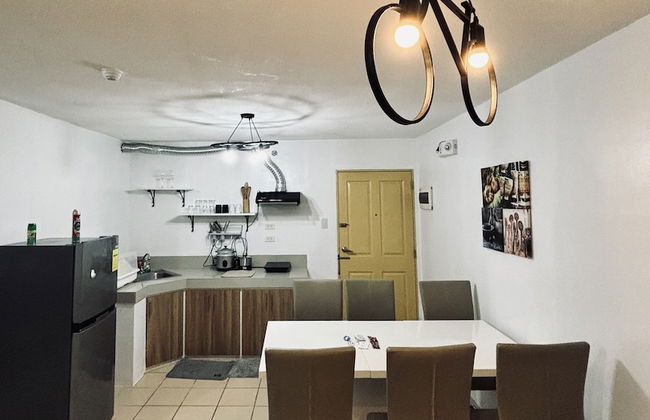 Ultra-spacious Two Bedroom - Foto 7