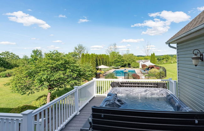 Hudson Valley Retreat Pool spa Home Theater gym - Foto 5