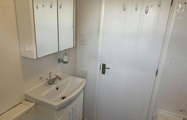 Luxury London Apartment With 3 Bedrooms - Photo 15