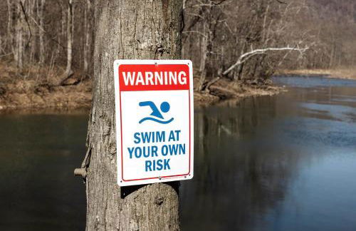 Waterfront w Hot Tub Fire Pit Deck & Water Toys - Foto 50