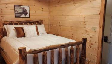 Group Friendly Cabin with Spa on the Deck near Tappan Lake in Ohio - Foto 2