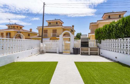 Las Gemas - Chalet adosado en urbanización cerrada - Foto 3