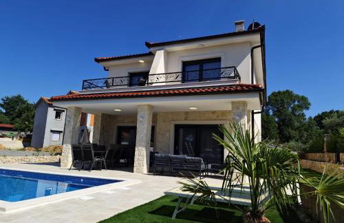 Luxury Villa Laura with Jacuzzi in Malinska - Foto 3