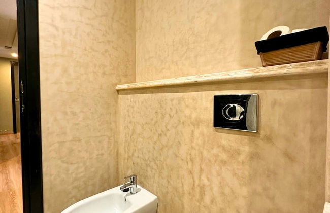 The Tropical Luxury 2BR City Centre Retreat - Photo 19