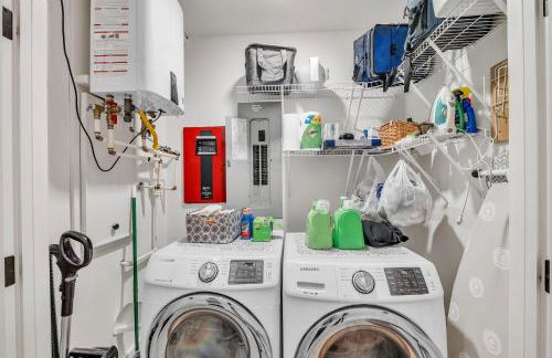 Moore on Main - Foto 42