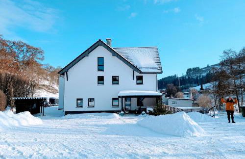 Ferienwohnung H1 Winterberg mit Sauna 8 Personen 4 Schlafzimmer - Foto 2