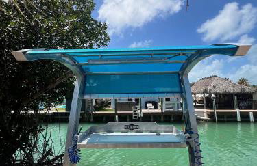 Tiki Time - Waterfront Pool Home, 65` Dock , Direct Ocean Access! - Foto 5