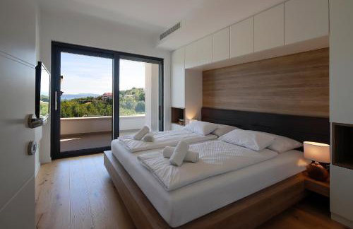 MODENA MARIS-heated pool-grill-relax-jacuzzi apartments - Foto 126