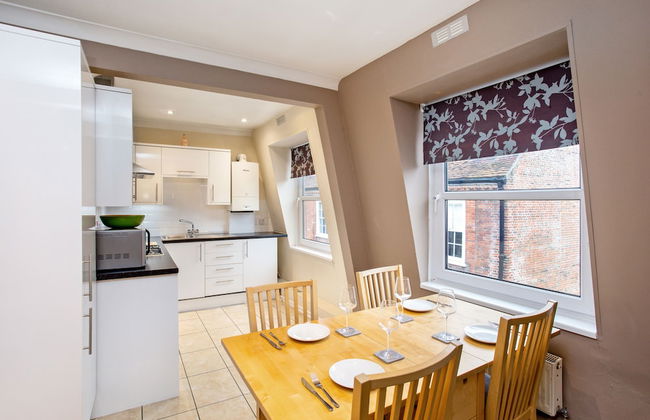 Flat 08 Westgate House - Photo 22