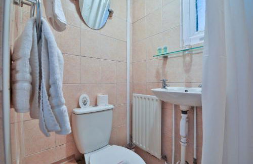 Modern 2BR Flat in Swansea Near City Centre - Foto 25