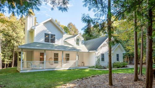 White Cedar Retreat - Foto 3, Garden, Garden view