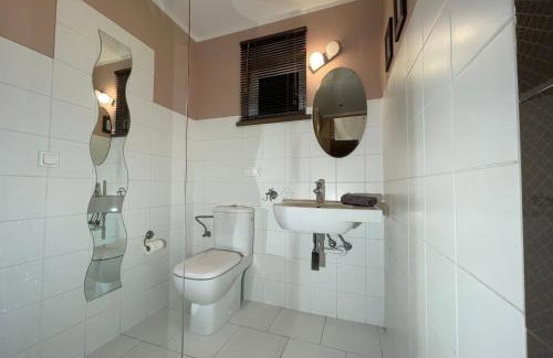 Szarejkowe Wzgórza całoroczny domek z balią na tarasie - Foto 16