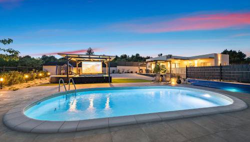 Villa VERONICA with CINEMA PROJECTOR by the HEATED POOL and JACUZZI - Foto 5, Game Room