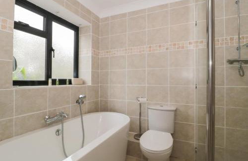 Castle View Annex - Photo 10