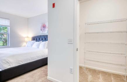 Luxury Modern Apt with Patio - Foto 18