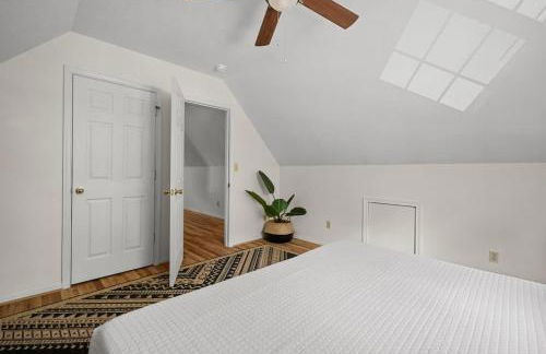 Bryce Cabin - Hot Tub, Fire Pit, Pets, Screened Porch, Wi-Fi - Foto 31