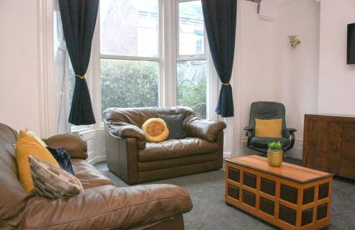 Coastal Comfort - Photo 13