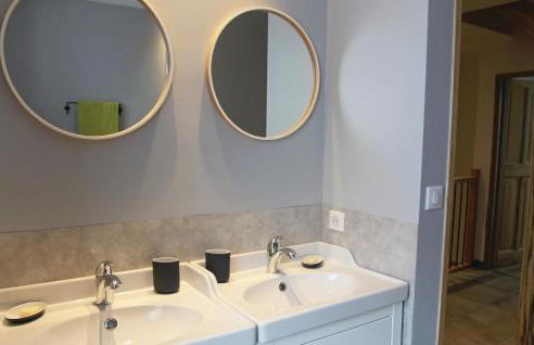 Cozy Home In Pernes Les Fontaines - Photo 21