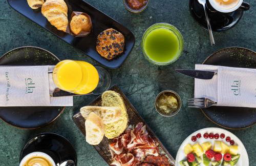 SmartRental Collection Gran Via Centric - Photo 8