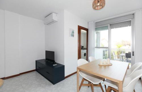 UHC Riviera Family Apartments - Foto 15