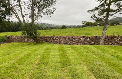 Luxury Accom with Amazing Views over Rudyard Lake - Photo 18