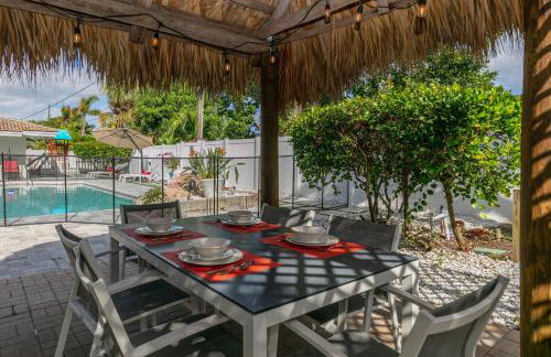 Spacious 4BR 2 5BA Family Retreat Pool Near Beach - Foto 63