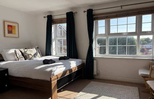 WS10 Contractor House 3 Bed 3 Bath with Parking - Foto 2