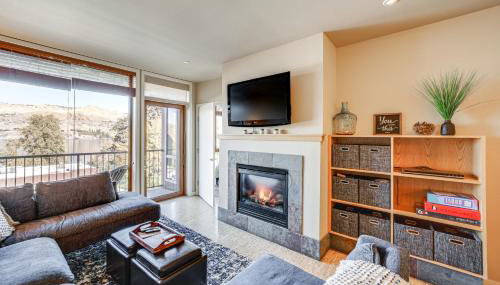 Walk to the Lake Chelan Condo with Mtn Views! - Foto 4