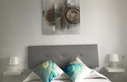 Apartamentos Laguna Beach 2 - Photo 10