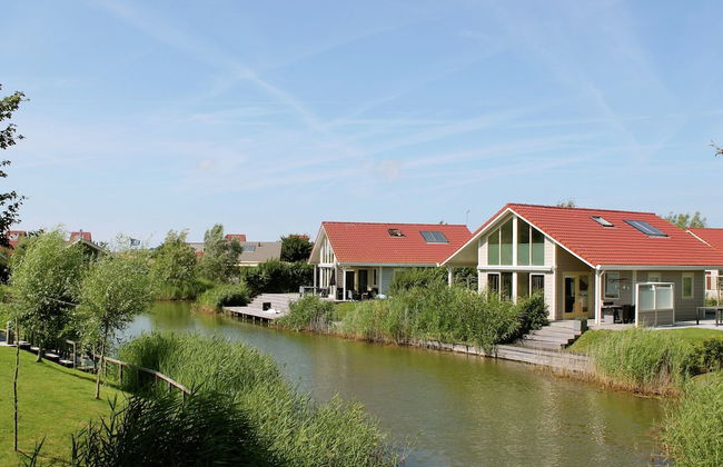 Family Friendly Villa near Center of Kortgene - Photo 1