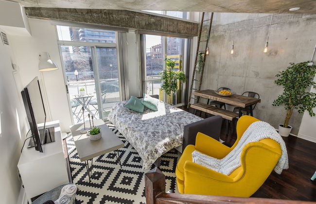 QuickStay - Sunlit Luxury Loft on King West - Foto 30