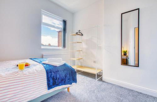 Modern 3-Bed Home Sleeps 6 with Parking & Fast WiFi Perfect for Contractors & Long Stays - Foto 19