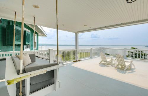 Elegant Oceanfront Maine Estate with Gazebo - Foto 32