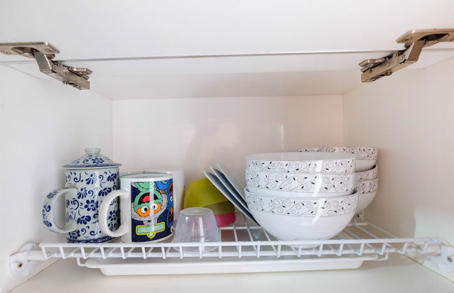 Homely 2 Bedroom at Bassura City Apartment By Travelio - Foto 16