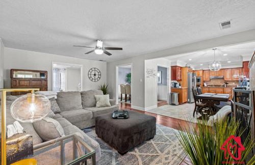 San Gabriel Stunner - An Irvie Home - Photo 24