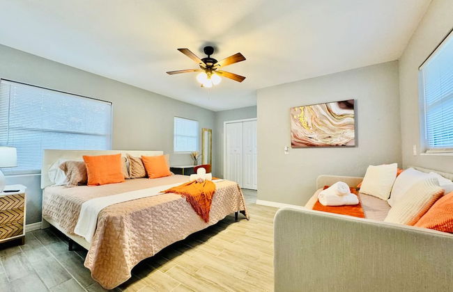 Tranquil Retreat King Bed Office Patio - Foto 2