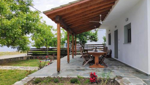 Το καλύβι στην Ανάληψη - Foto 3