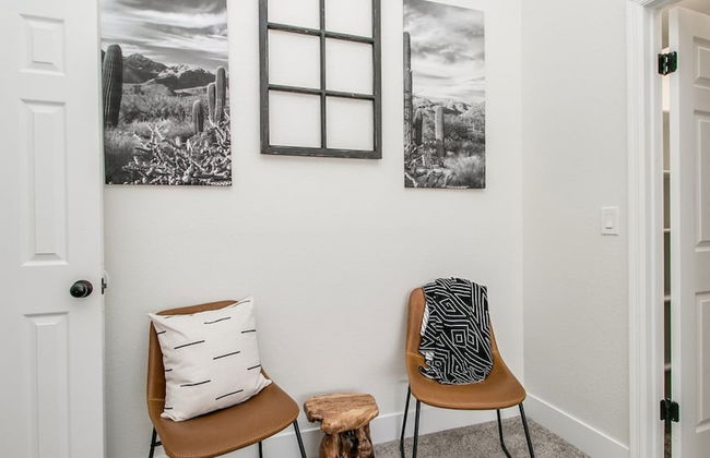 Upgraded 4-bdrm Beautiful Home W/pool! - Foto 38