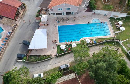 Dominoes Corfu - Foto 10