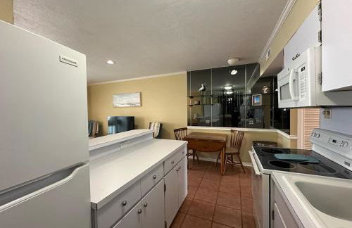 Poolside Island Condo - Foto 51