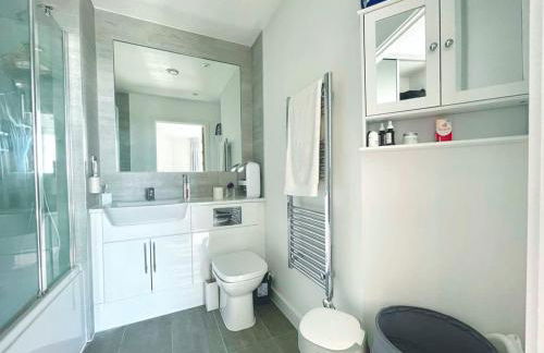 Stylish 1-Bedroom Apt with Stunning London Views - Foto 11