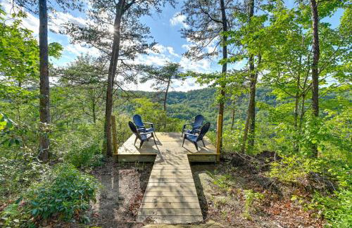 Cozy Beattyville Cabin with Fire Pit - Foto 1