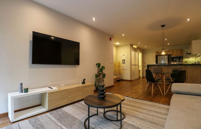 w Splendid 1BR With Balcony in Miraflores - Photo 36