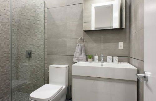 78-1B New 1BR prime UES WD in unit BEST VALUE - Foto 33